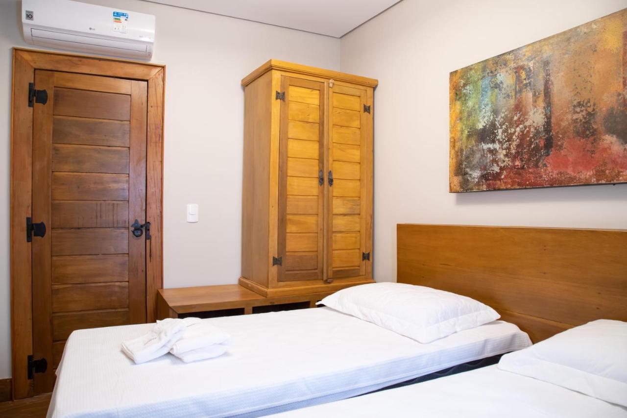 Espaco 250 - Apto Mobiliado, 3 Quartos, Sendo Uma Suite, Banheiro Social, Cozinha Completa, Sala De Estar, Ar Condicionado, Tv E Internet Tiradentes Eksteriør bilde