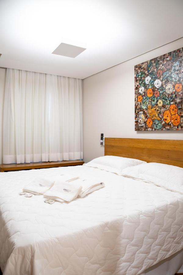 Espaco 250 - Apto Mobiliado, 3 Quartos, Sendo Uma Suite, Banheiro Social, Cozinha Completa, Sala De Estar, Ar Condicionado, Tv E Internet Tiradentes Eksteriør bilde