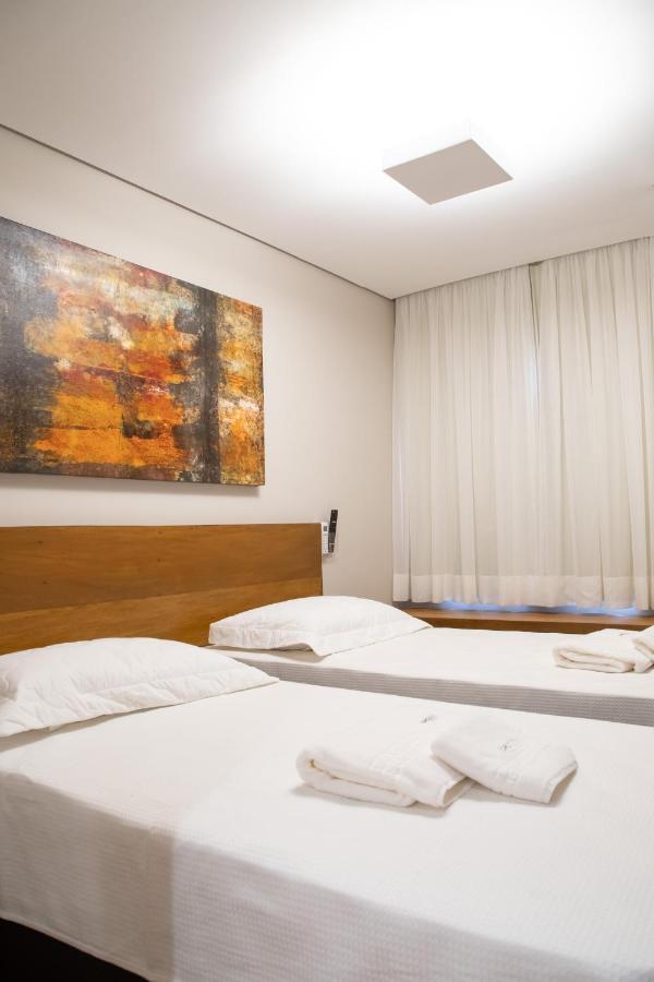 Espaco 250 - Apto Mobiliado, 3 Quartos, Sendo Uma Suite, Banheiro Social, Cozinha Completa, Sala De Estar, Ar Condicionado, Tv E Internet Tiradentes Eksteriør bilde