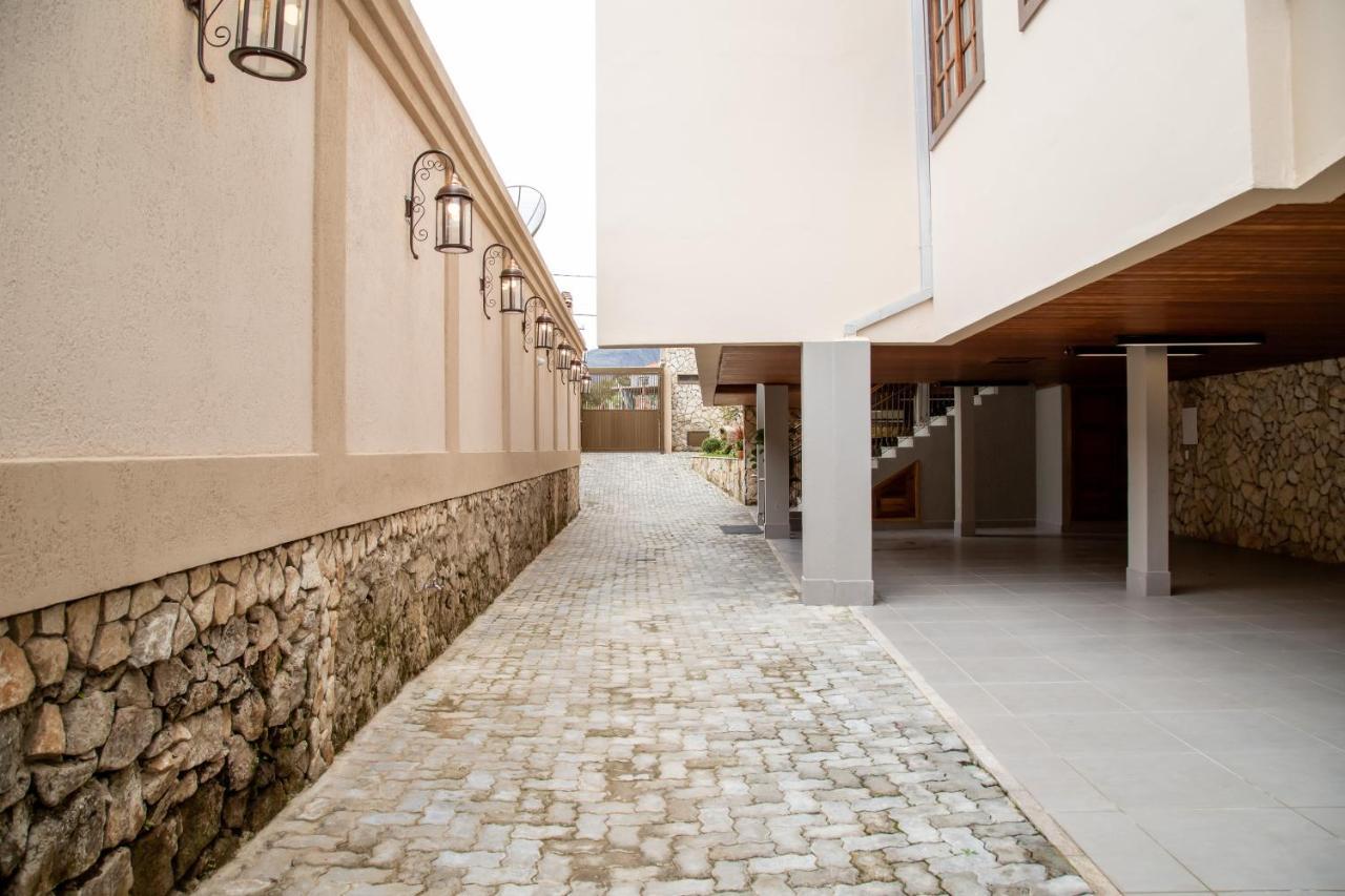 Espaco 250 - Apto Mobiliado, 3 Quartos, Sendo Uma Suite, Banheiro Social, Cozinha Completa, Sala De Estar, Ar Condicionado, Tv E Internet Tiradentes Eksteriør bilde