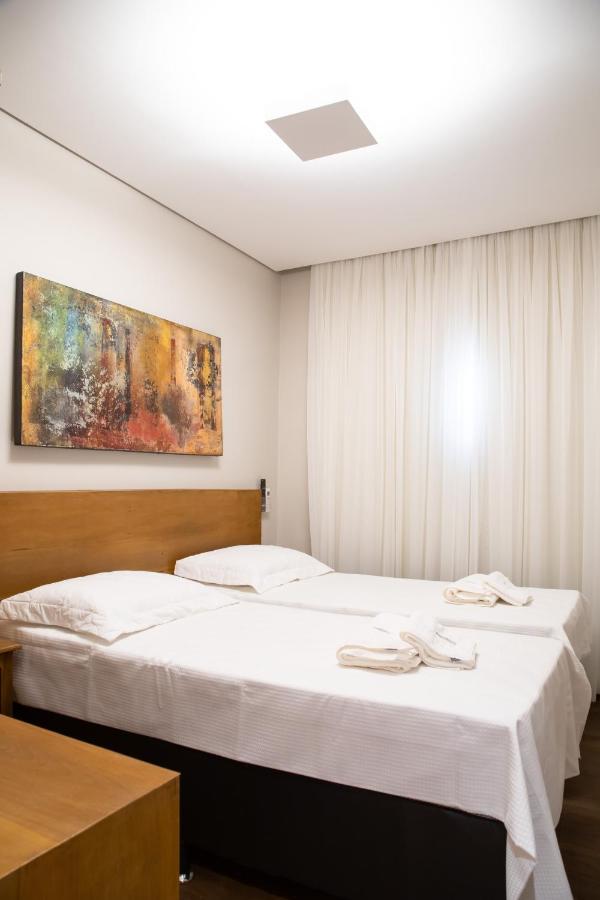 Espaco 250 - Apto Mobiliado, 3 Quartos, Sendo Uma Suite, Banheiro Social, Cozinha Completa, Sala De Estar, Ar Condicionado, Tv E Internet Tiradentes Eksteriør bilde